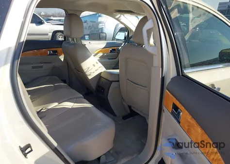 2014 Lincoln Mkx z USA, uszkodzony, nr VIN 2LMDJ6JKXEBL14827